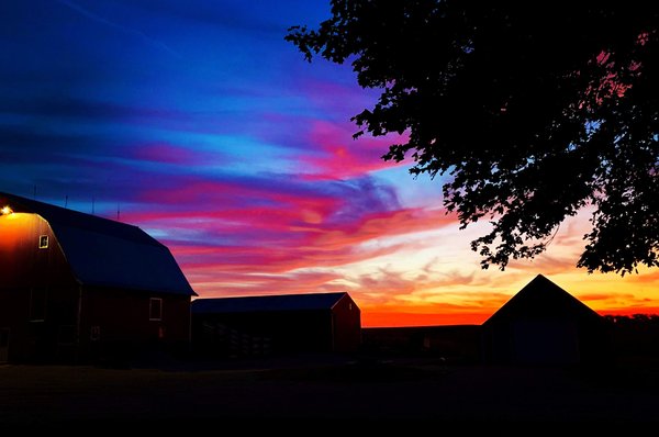 Colorful Sunset Over Farm — nature wallpaper, 3K